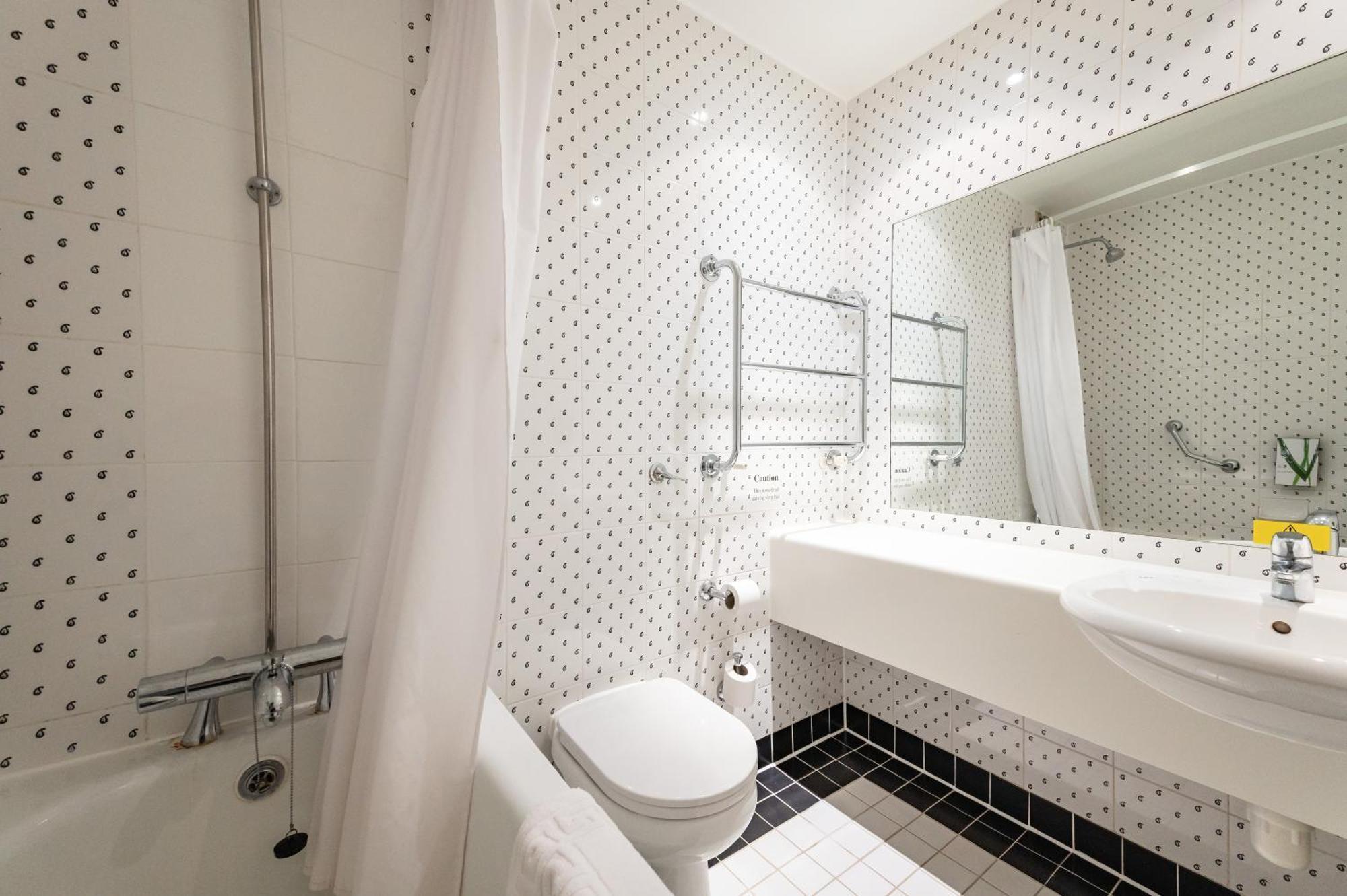 Milestone Peterborough Hotel A1M, Sure Hotel Collection By Best Western Stilton Buitenkant foto