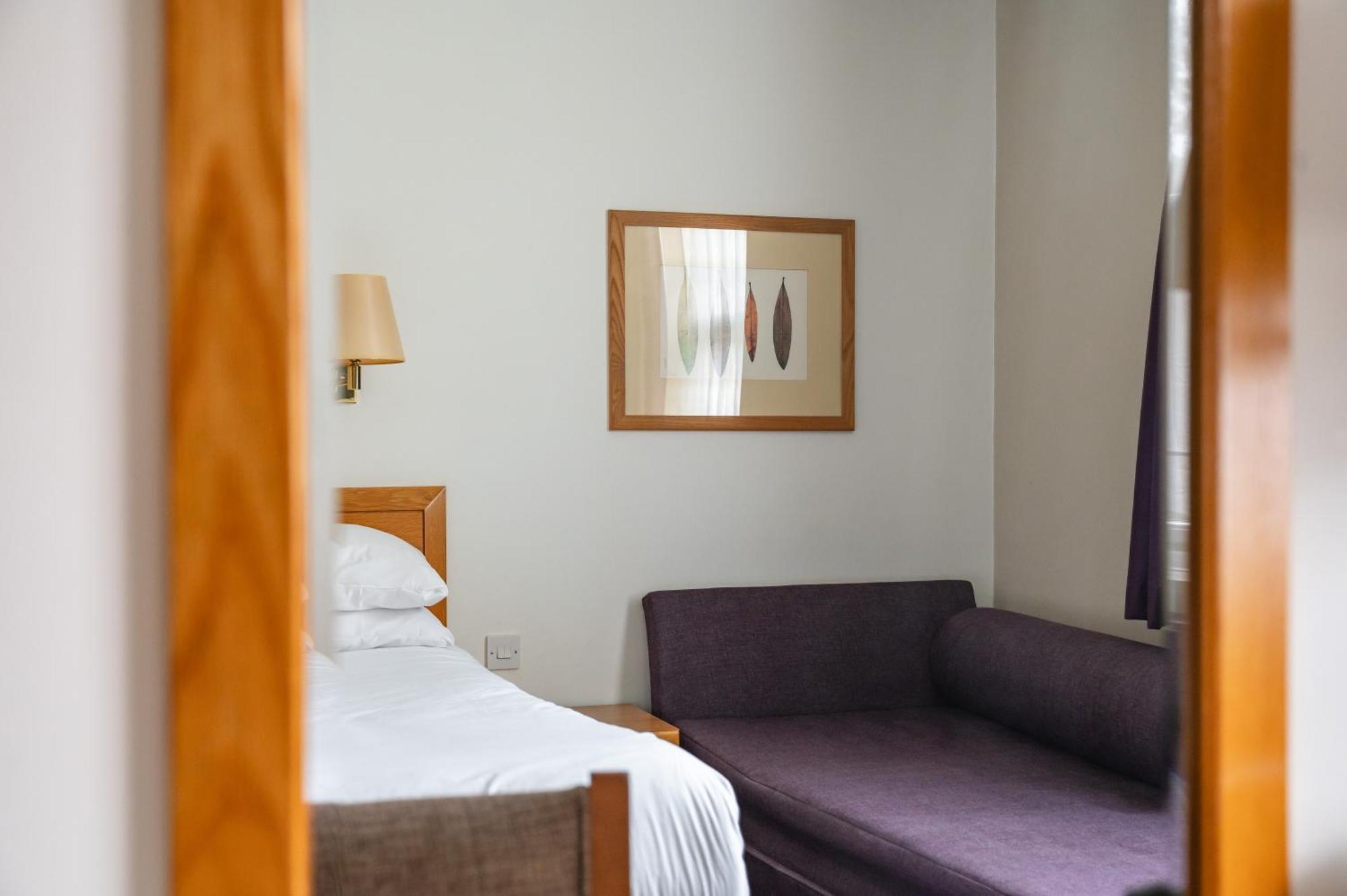 Milestone Peterborough Hotel A1M, Sure Hotel Collection By Best Western Stilton Buitenkant foto