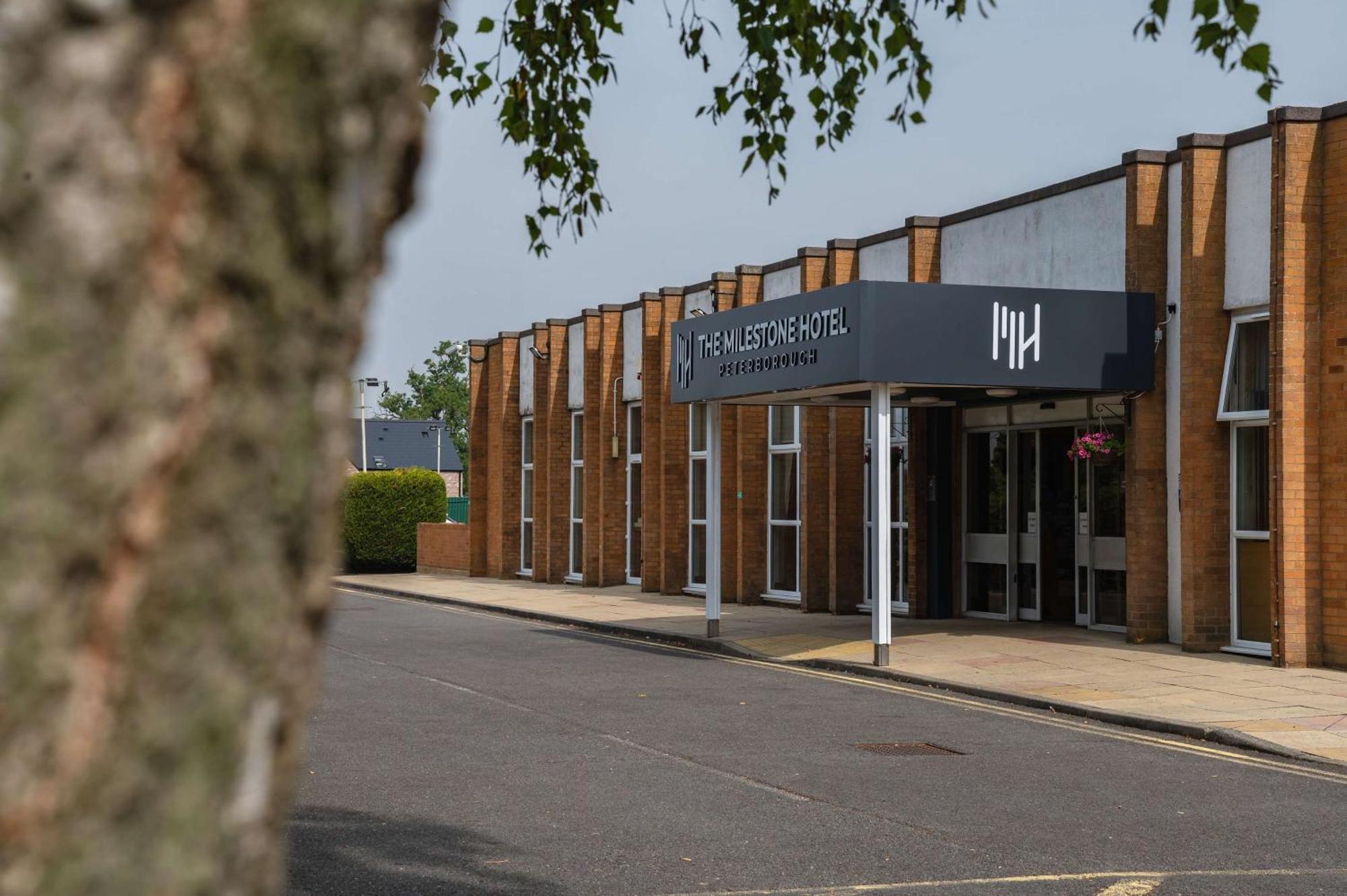Milestone Peterborough Hotel A1M, Sure Hotel Collection By Best Western Stilton Buitenkant foto