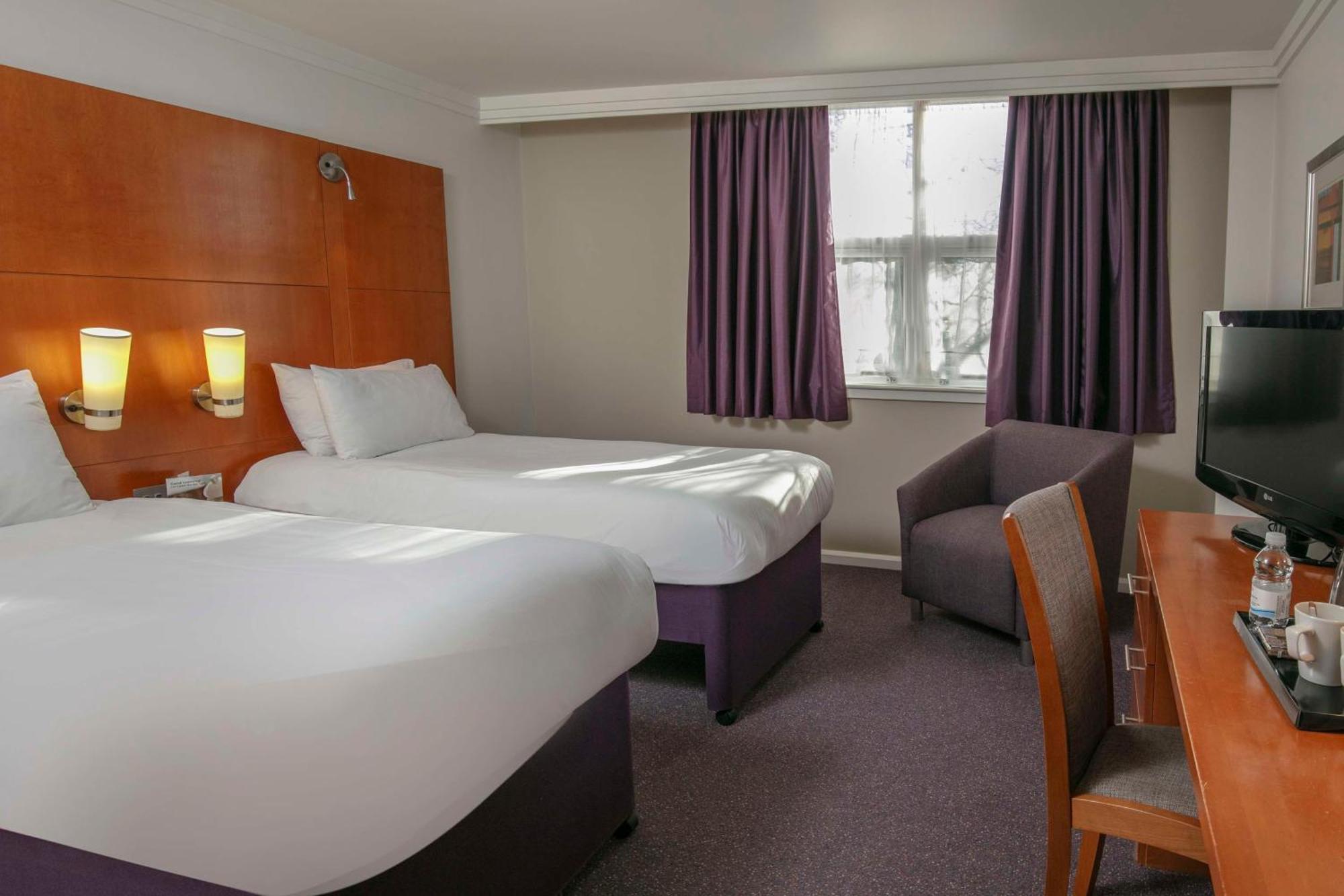 Milestone Peterborough Hotel A1M, Sure Hotel Collection By Best Western Stilton Buitenkant foto